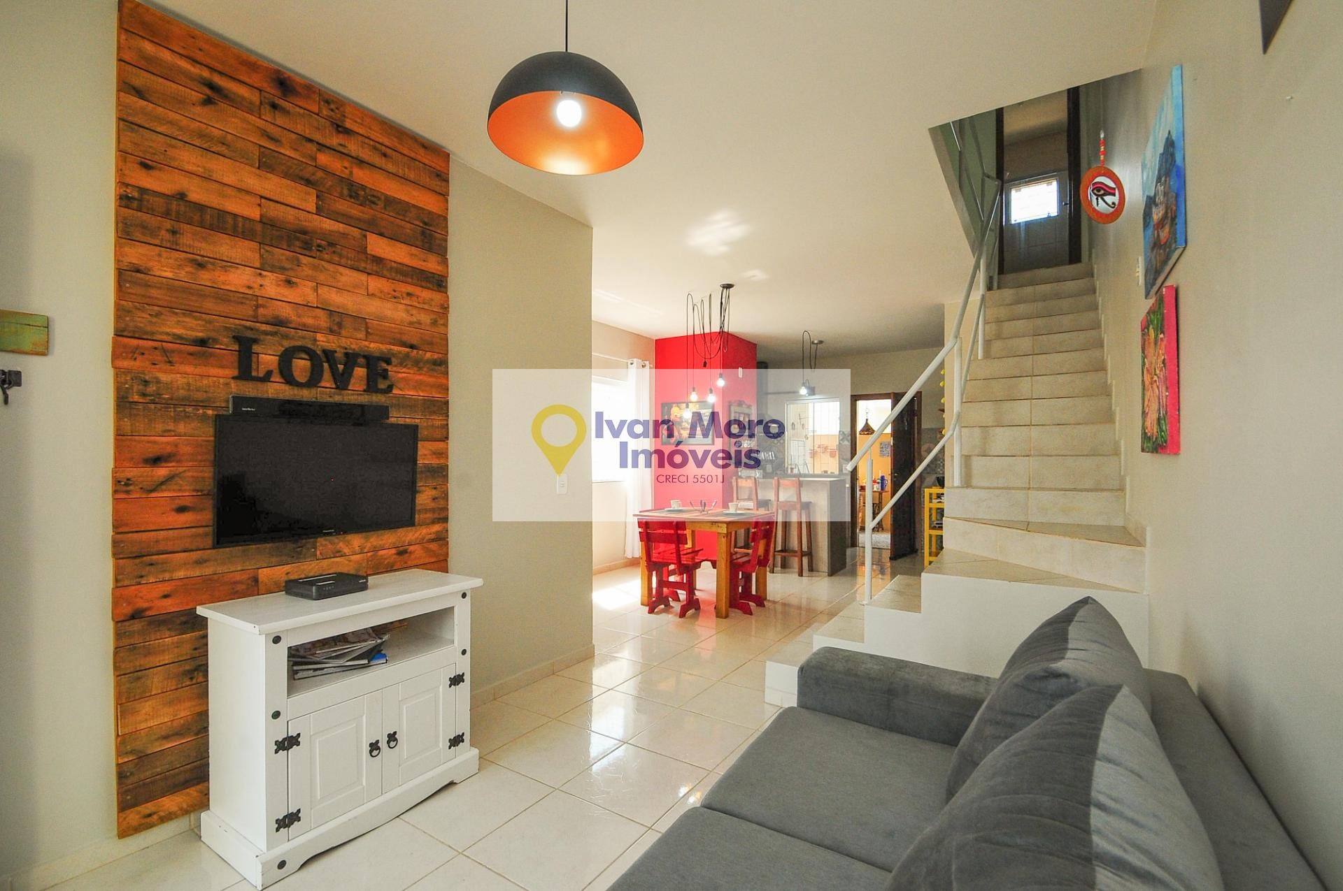 Casa à venda com 3 quartos, 2 banheiros, 1 vaga e 104m² no São João do Rio Vermelho, Florianópolis — foto principal