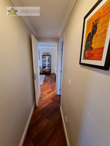 Apartamento em Vila Gumercindo  -  São Paulo