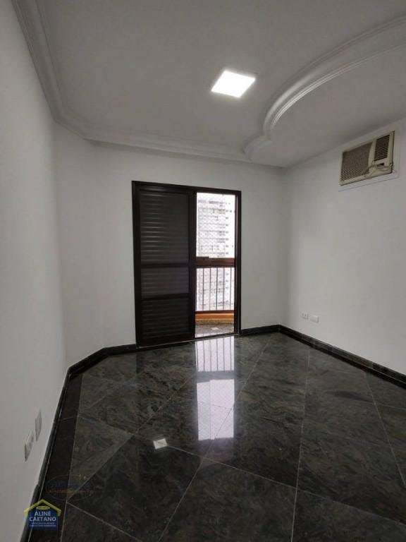 Apartamento à venda com 4 quartos, 3 suítes, 2 vagas e 137m² no Aviação, Praia Grande (SP) — foto 9 de 19