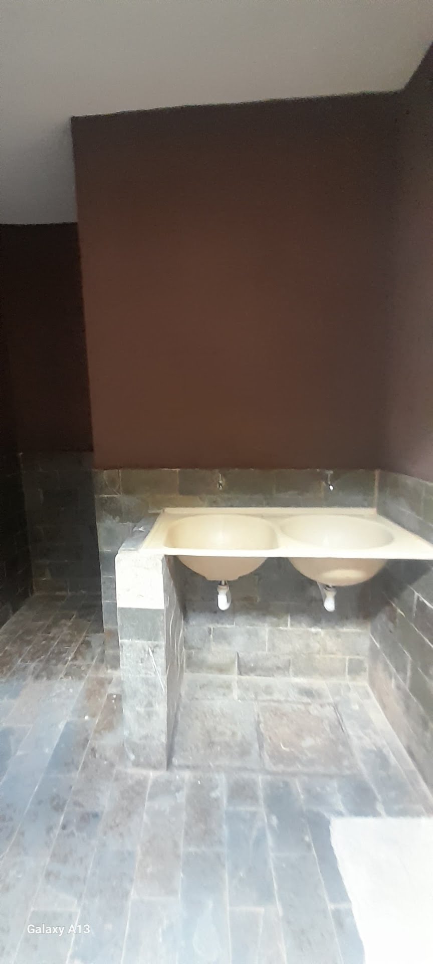 Casa para alugar com 2 quartos, 1 banheiro e 110m² no Etelvina Carneiro, Belo Horizonte — foto principal