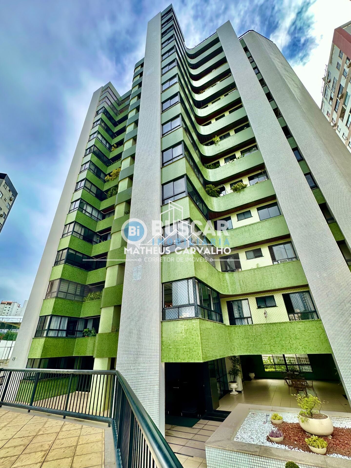 Apartamento à venda com 4 quartos, 2 suítes, 3 vagas e 240m² no Pituba, Salvador (BA) — foto 17 de 30