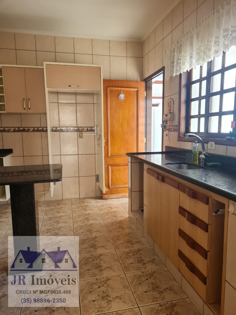 Casa à venda com 3 quartos, 1 suíte, 1 vaga e 360m² no Nossa Senhora da Agonia, Itajubá (MG) — foto 28 de 30