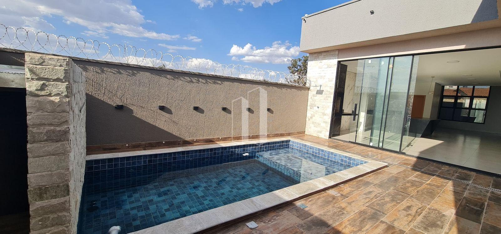 Casa à venda com 3 quartos, 3 suítes, 4 vagas e 221m² no Setor Faicalville, Goiânia (GO) — foto 11 de 12