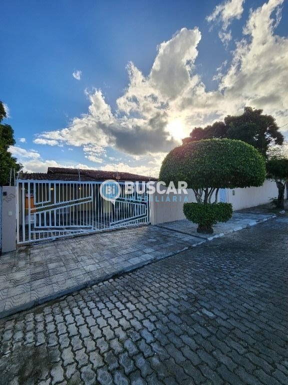 Casa à venda com 3 quartos, 1 suíte, 4 vagas e 870m² no Muchila, Feira de Santana (BA) — foto 3 de 22