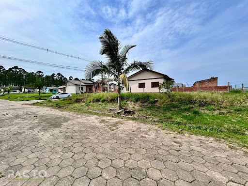 Terreno à Venda em Caverazinho, Araranguá por R$ 96 mil