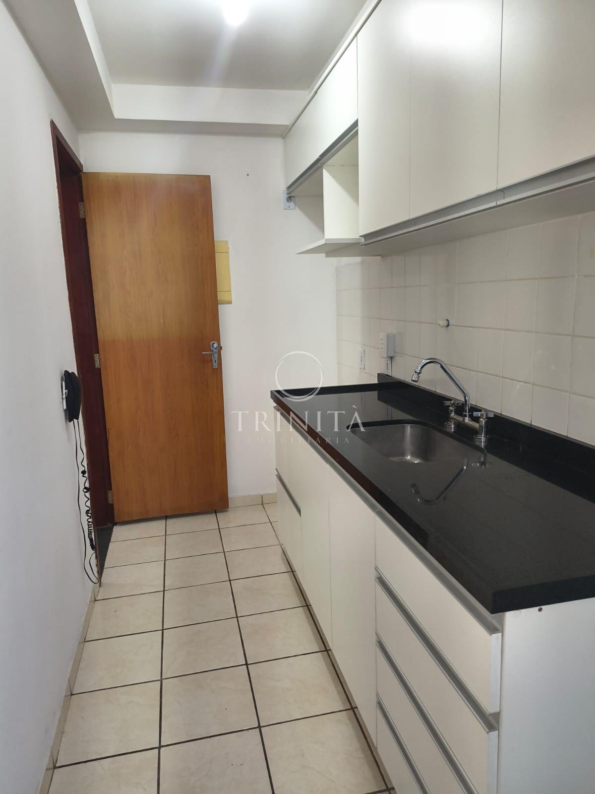 cozinha-trinitaimobiliaria-vivendasretirodosartistas