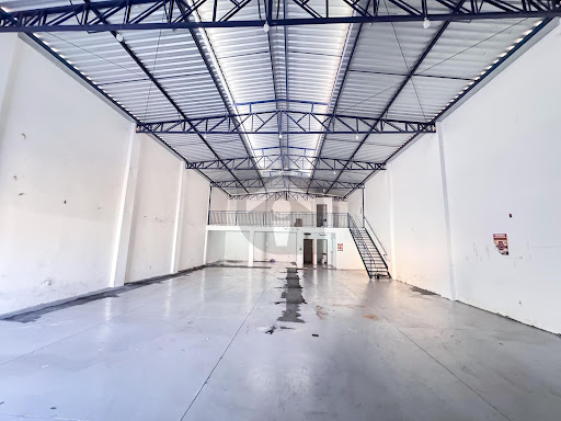 Barracão para Locação em Jardim Alvorada, Alfenas | 312m²