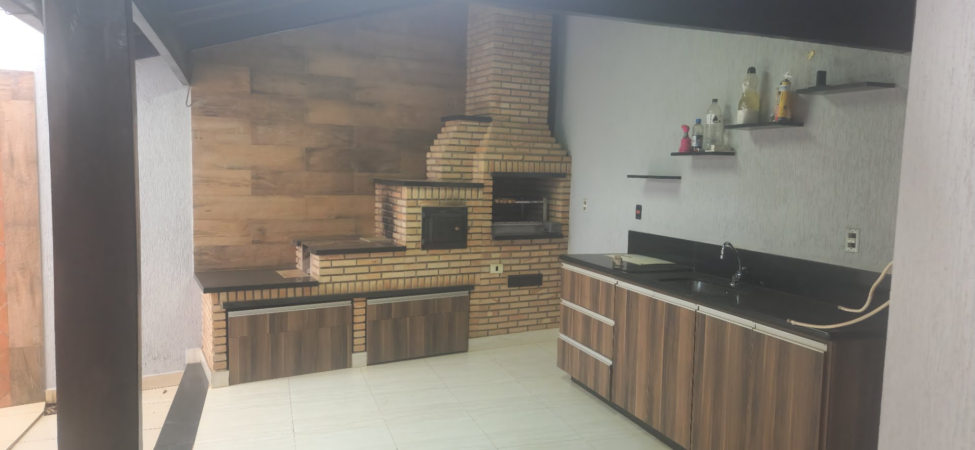 Casa à venda com 4 quartos, 1 suíte, 2 vagas e 223m² no Centro, Paracatu (MG) — foto 25 de 30