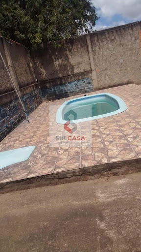 Casa à venda em Jardim Fiuza, Viamão: 2 dormitórios, 42m², 1 banheiro, por R$150.000. Oportunidade única!
