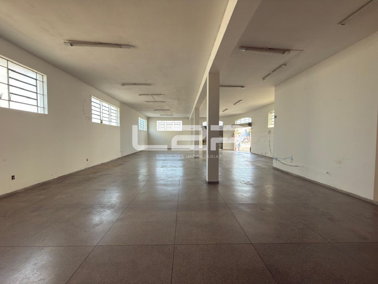 Comercial para alugar com 330m² no Jardim São Vicente, Itupeva (SP) — foto 2 de 20
