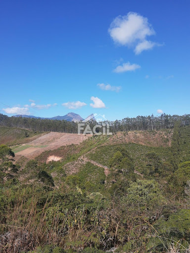 Sítio com Cachoeira Privativa em Aracê – Domingos Martins/ES por R$ 1.800.000,00
