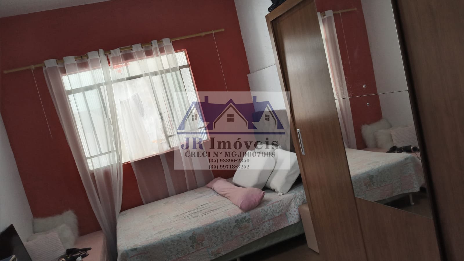 Casa à venda com 4 quartos, 1 banheiro e 1 vaga no Rebourgeon, Itajubá (MG) — foto 4 de 14