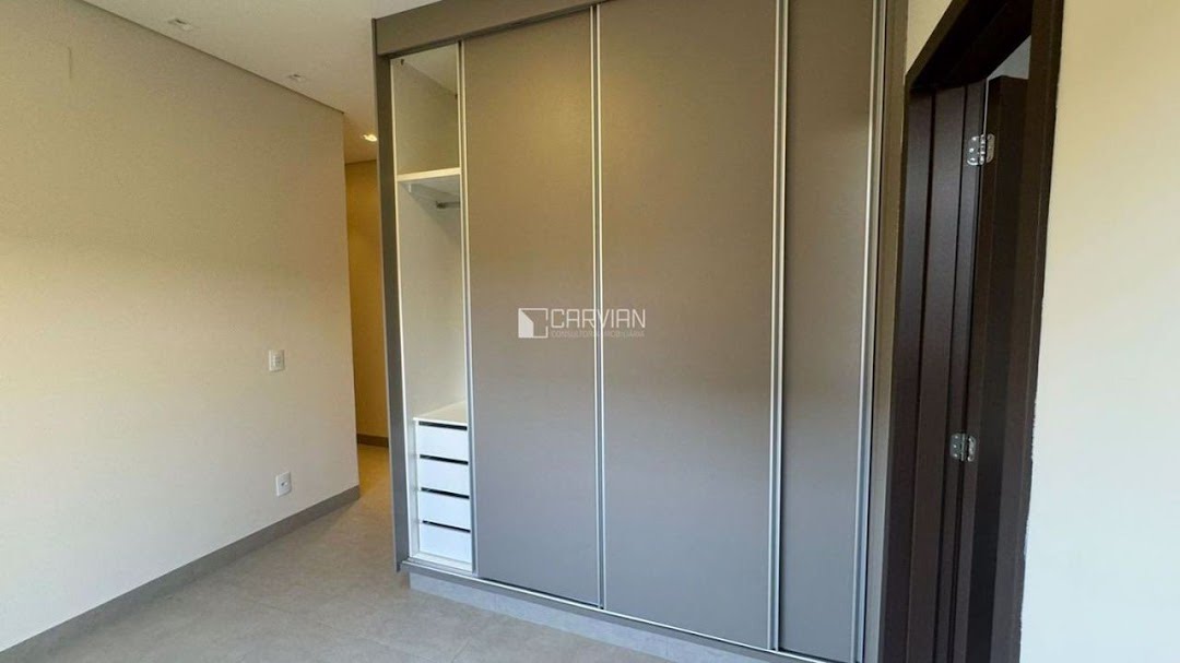 Casa à venda com 3 quartos, 3 suítes, 4 vagas e 192m² no Loteamento Terras de Florença, Ribeirão Preto (SP) — foto 21 de 30