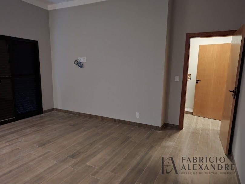 Casa à venda com 4 quartos, 3 suítes, 8 vagas e 305m² no Gaivota II, São José do Rio Preto (SP) — foto 3 de 19