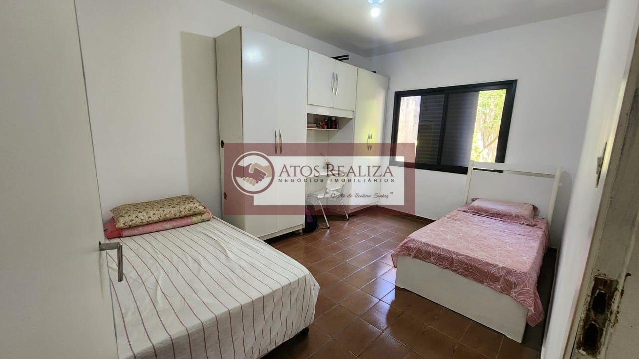 Casa à venda com 3 quartos, 1 banheiro, 4 vagas e 257m² no Jardim Edilene, São Paulo (SP) — foto 4 de 17