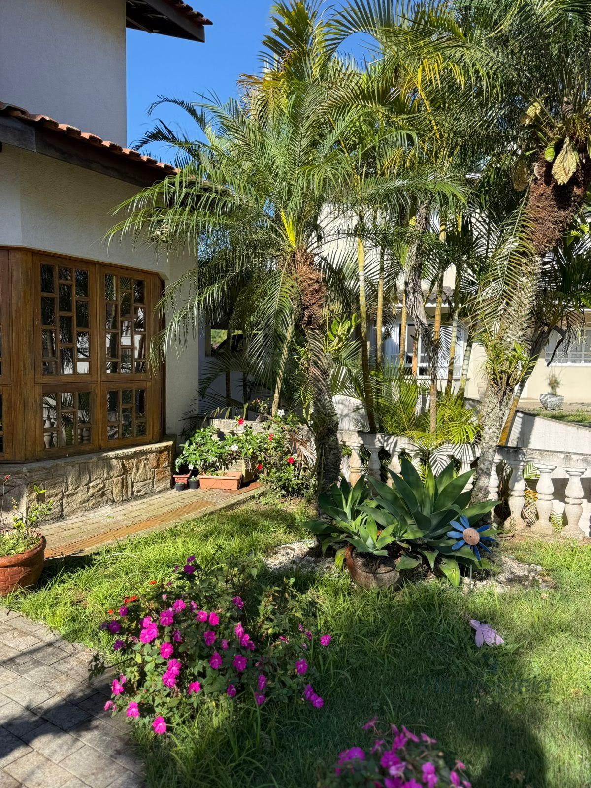 Casa para alugar com 4 quartos, 3 suítes, 2 vagas e 350m² no Arujá Country Club, Arujá (SP) — foto 3 de 30