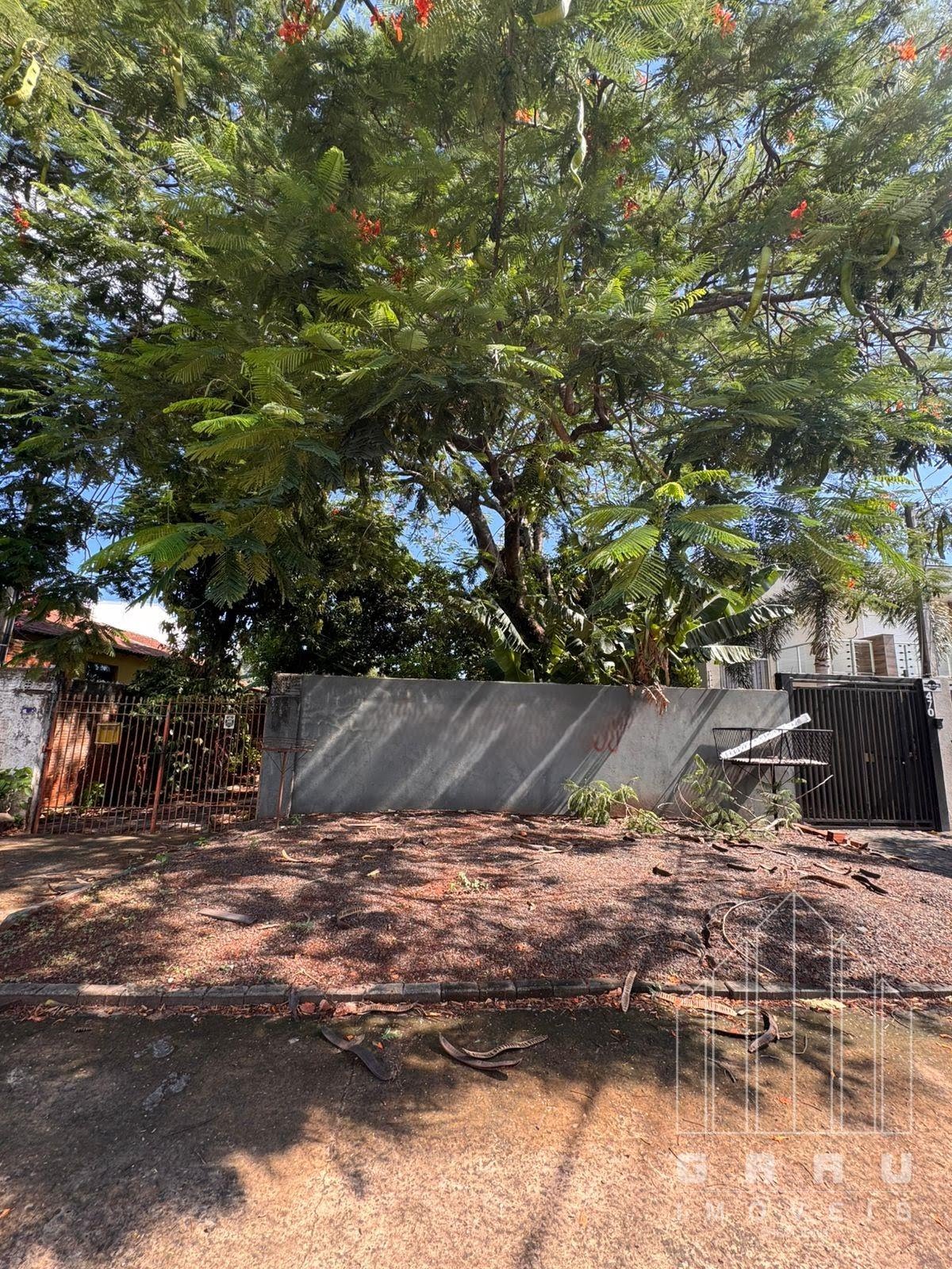 Casa no Jardim America  -  Foz do Iguaçu