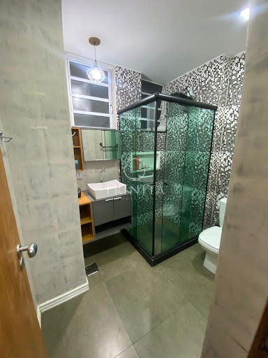 banheiro-trinitaimobiliaria-alcindoguanabara