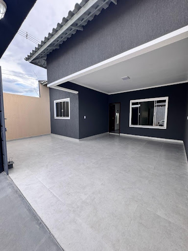 Casa à venda no Parque da Colina, Formosa: 3 dormitórios, 1 suíte, 2 banheiros por R$ 290.000.