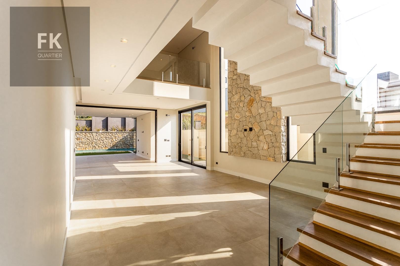 Casa à venda com 4 quartos, 4 suítes, 6 vagas e 440m² no Alphaville, Santana de Parnaíba (SP) — foto 6 de 30