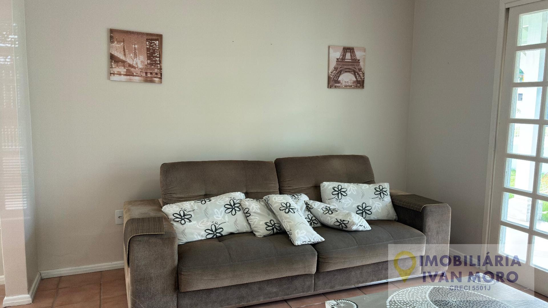 Casa para alugar com 6 quartos, 1 suíte, 2 vagas e 270m² no Daniela, Florianópolis (SC) — foto 8 de 30