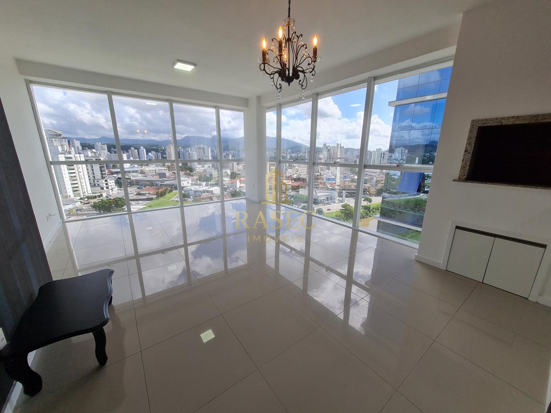 Apartamento para alugar com 2 suítes, 2 vagas e 98m² no Centro II, Brusque (SC) — foto 15 de 23