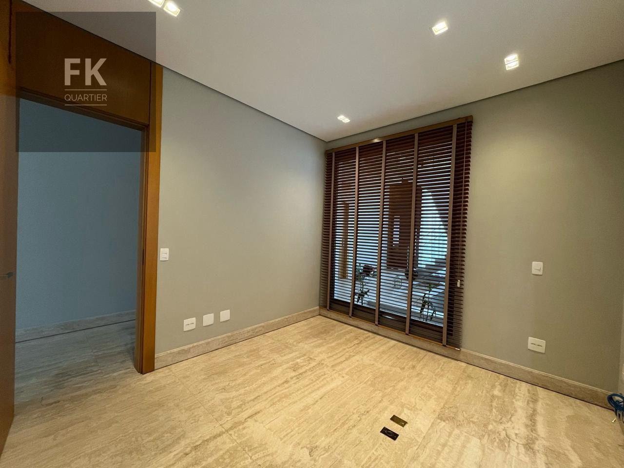 Casa à venda com 4 quartos, 4 suítes, 6 vagas e 575m² no Tamboré, Barueri (SP) — foto 3 de 25