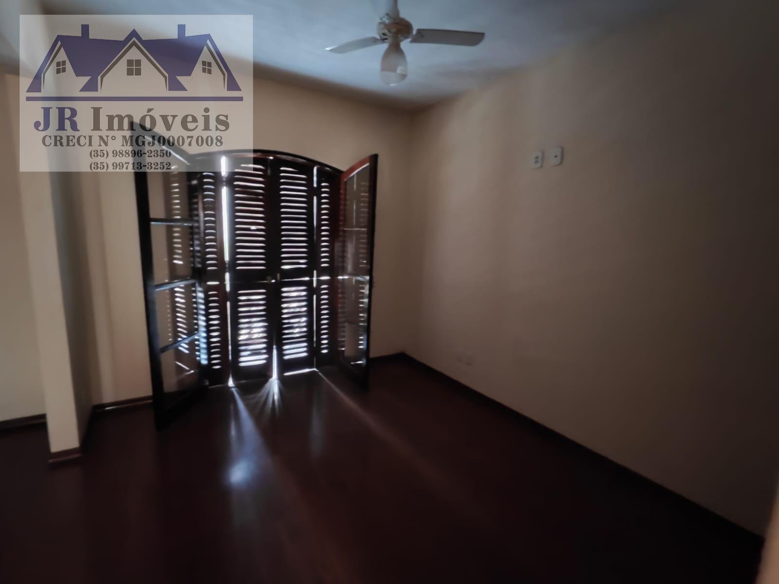 Casa para alugar com 4 quartos, 6 banheiros e 1 vaga no Centro, Itajubá (MG) — foto 3 de 22