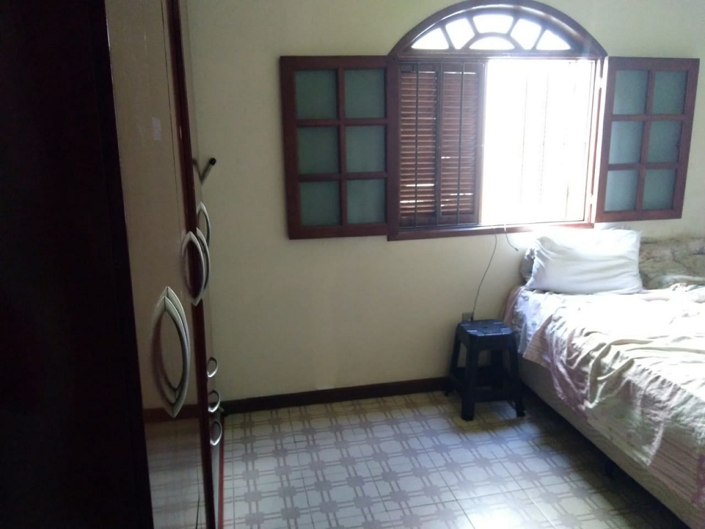 Casa à venda com 6 quartos, 1 suíte, 6 vagas e 420m² no Parque São Caetano, Campos dos Goytacazes (RJ) — foto 11 de 16