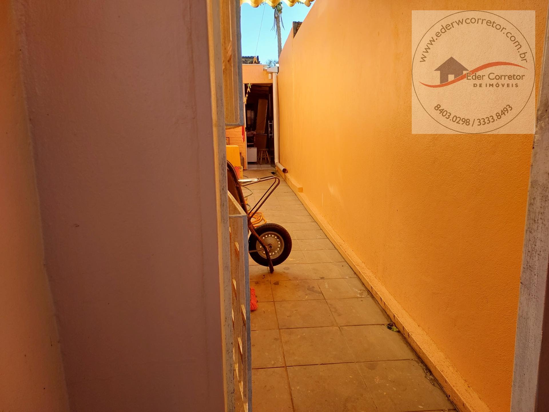 Casa à venda com 4 quartos, 2 suítes, 2 vagas e 200m² no Modelo, Ijuí (RS) — foto 2 de 10