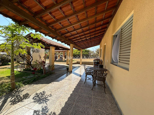 Chácara, 4 quartos, 250 m² - Foto 2