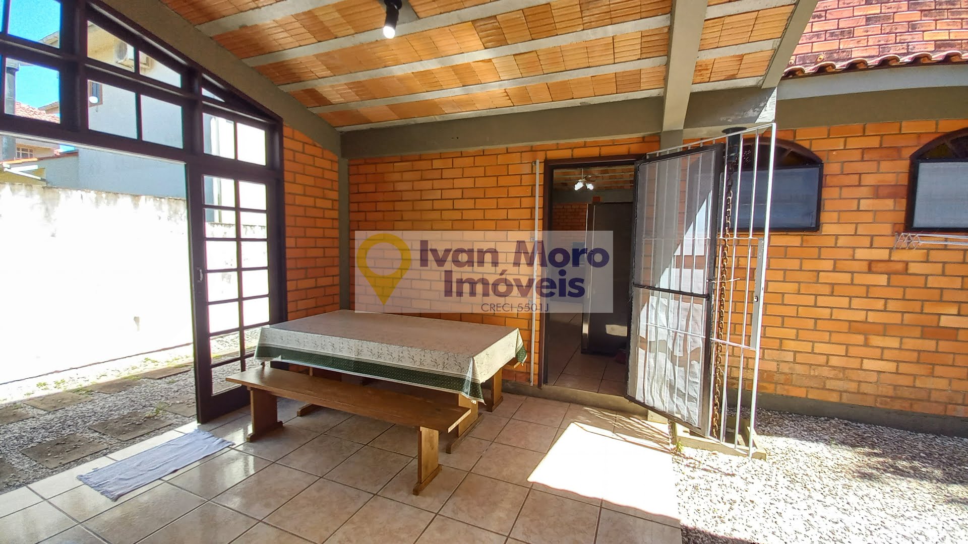 Casa para alugar com 3 quartos, 1 suíte, 3 vagas e 150m² no Daniela, Florianópolis (SC) — foto 14 de 30