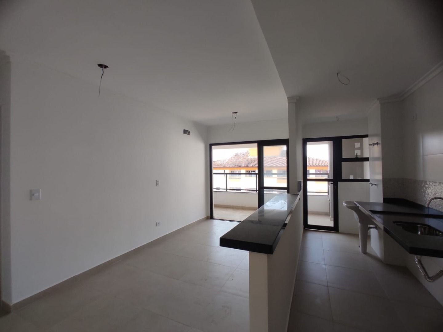 Apartamento à venda com 2 quartos, 3 banheiros, 2 vagas e 76m² no Itaguá, Ubatuba (SP) — foto 6 de 11