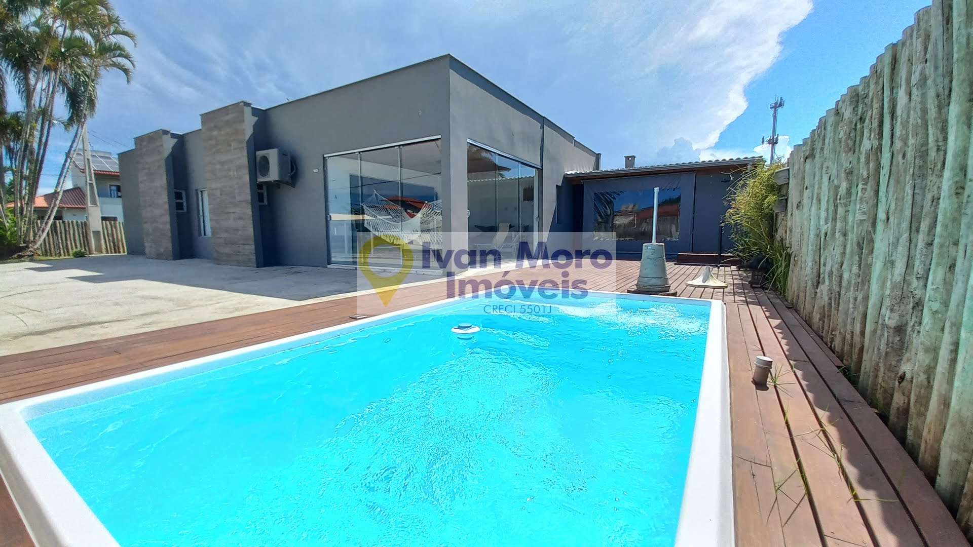 Casa para alugar com 4 quartos, 1 suíte, 3 vagas e 200m² no Daniela, Florianópolis (SC) — foto 5 de 30