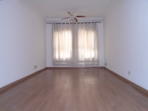 Casa de Condomínio em Vila Antonio - São Paulo, SP