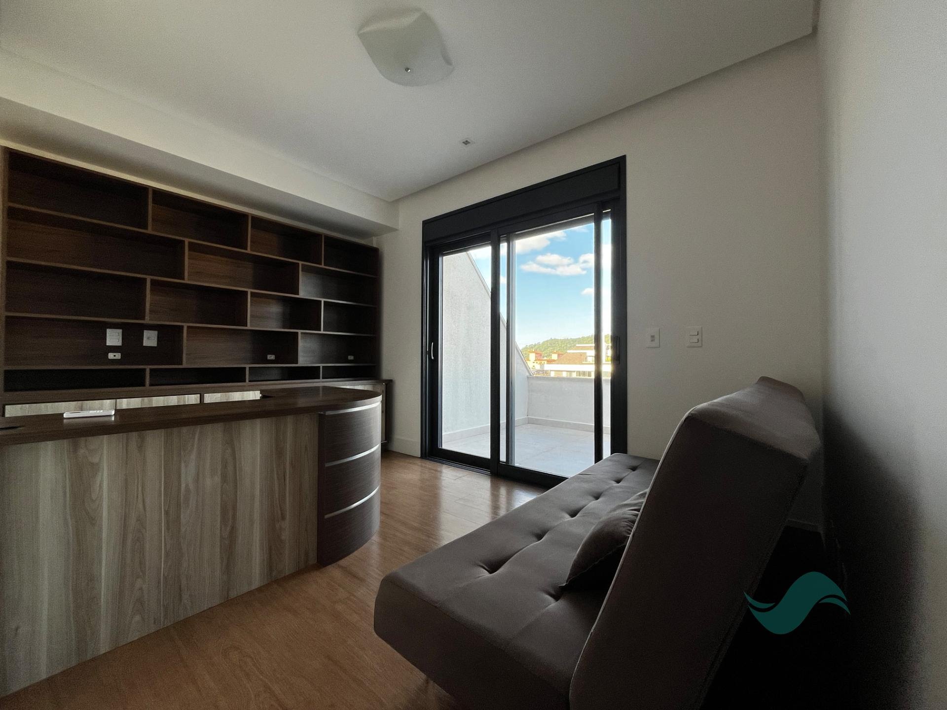 Cobertura à venda com 4 quartos, 4 suítes, 3 vagas e 240m² no Jurerê, Florianópolis (SC) — foto 14 de 19