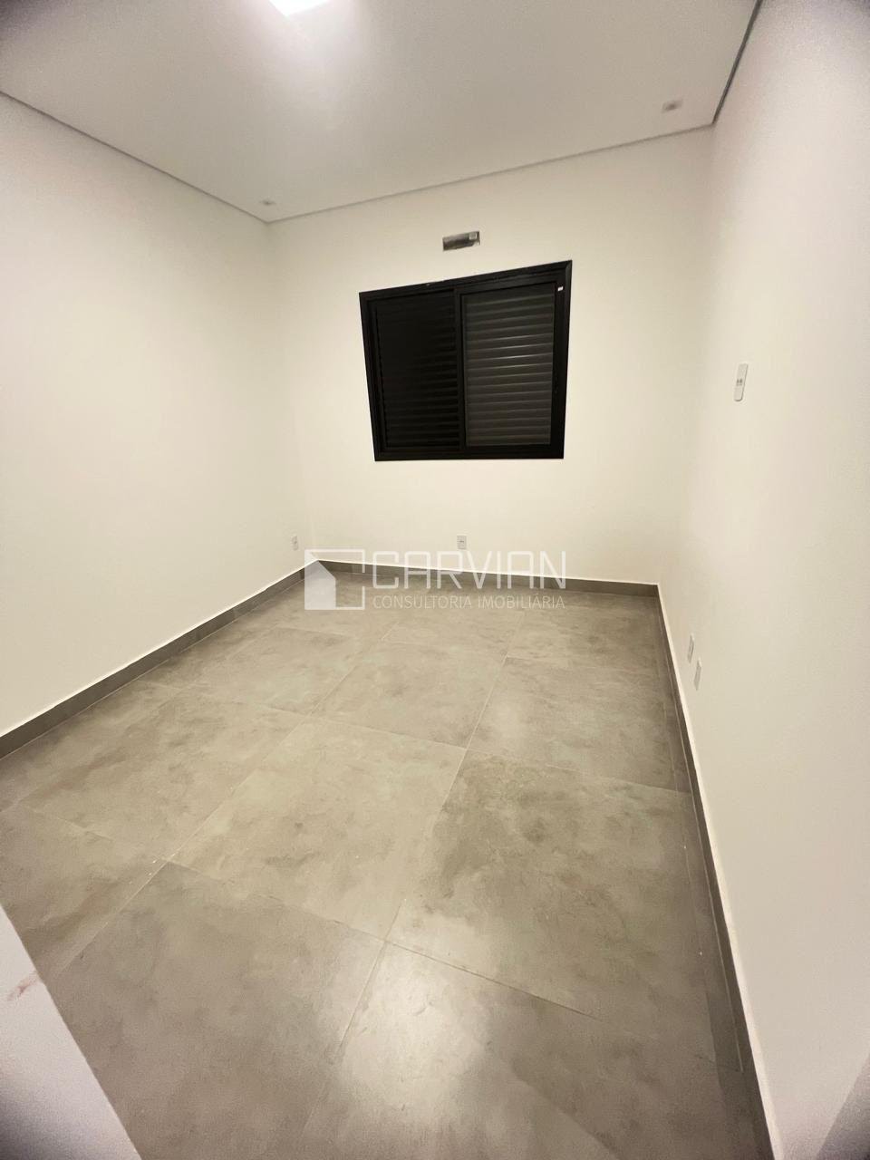 Casa à venda com 3 quartos, 3 suítes e 300m² no Bomfim Paulista, Ribeirão Preto (SP) — foto 13 de 25