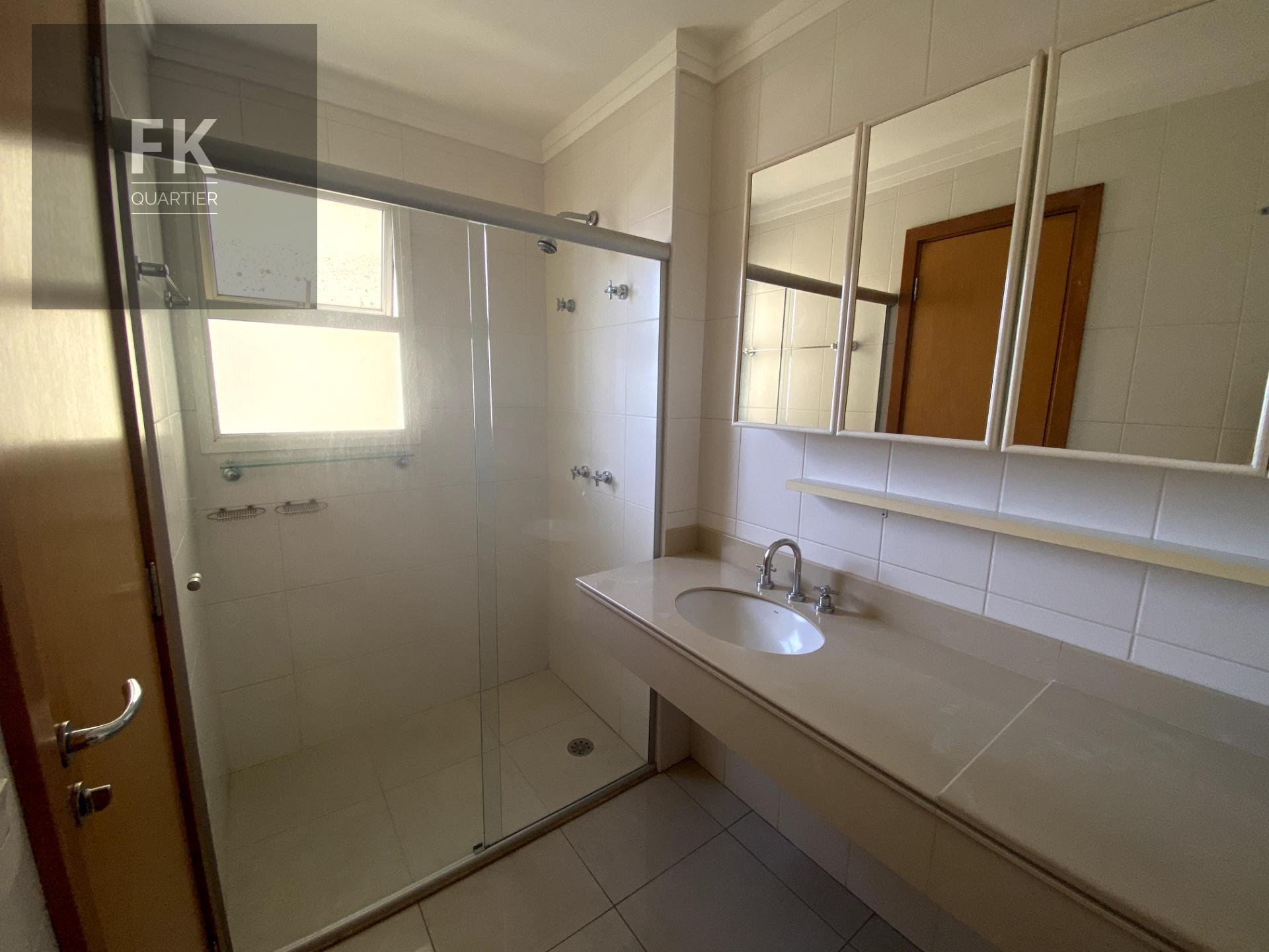 Apartamento para alugar com 3 quartos, 1 suíte, 2 vagas e 133m² no Tamboré, Santana de Parnaíba (SP) — foto 16 de 17