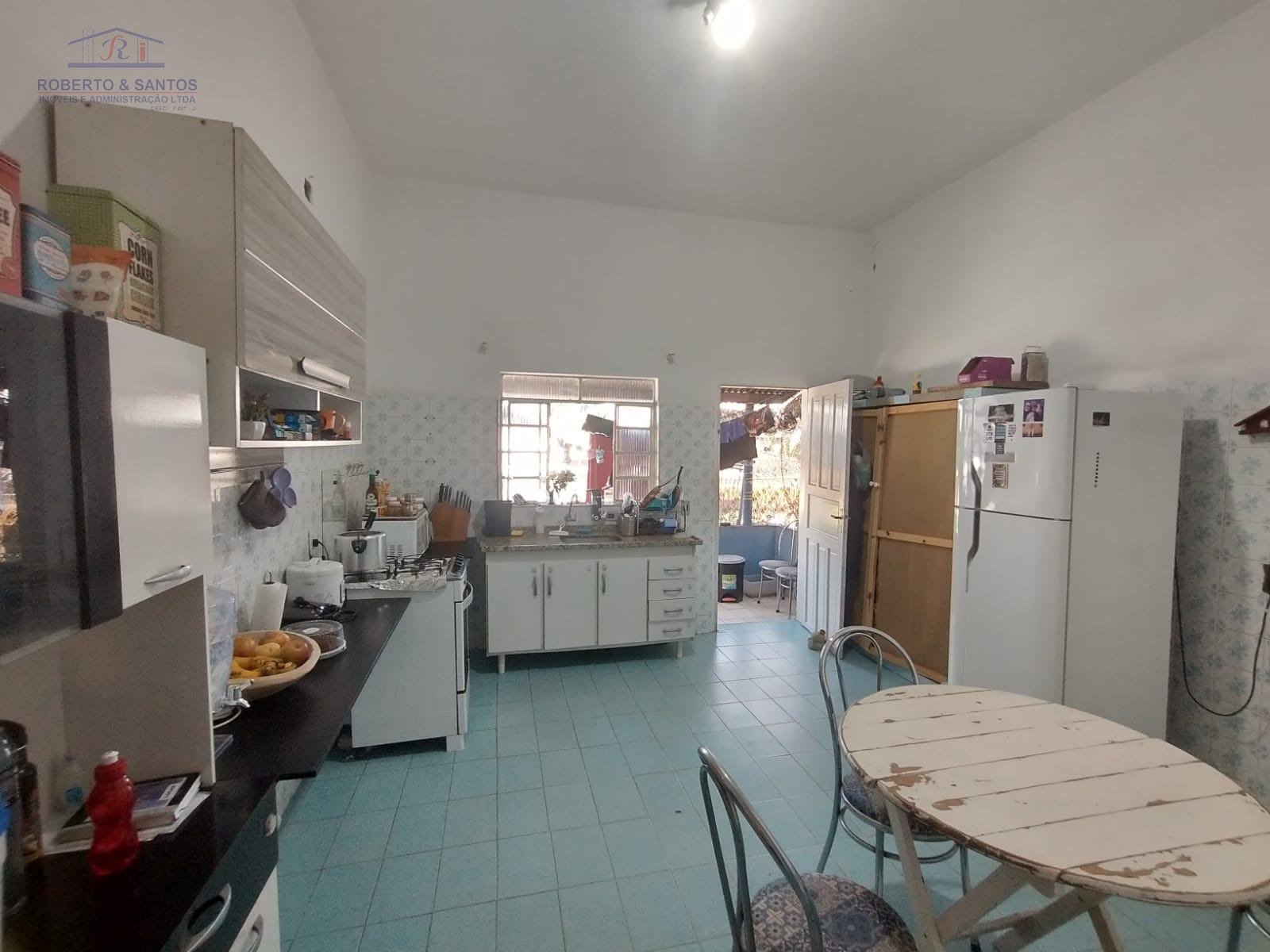 Cozinha, outra vista