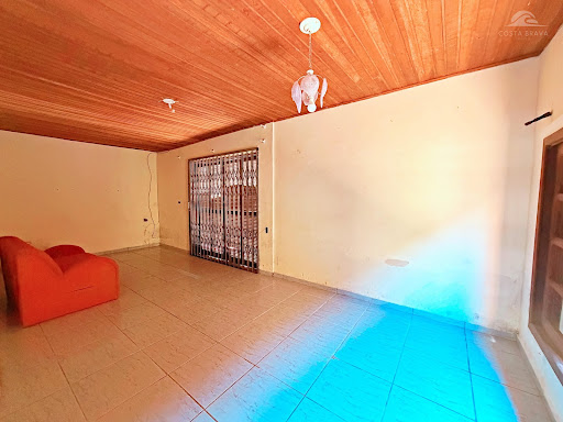 Oportunidade Bom Retiro, Matinhos: Casa Principal + Edícula!