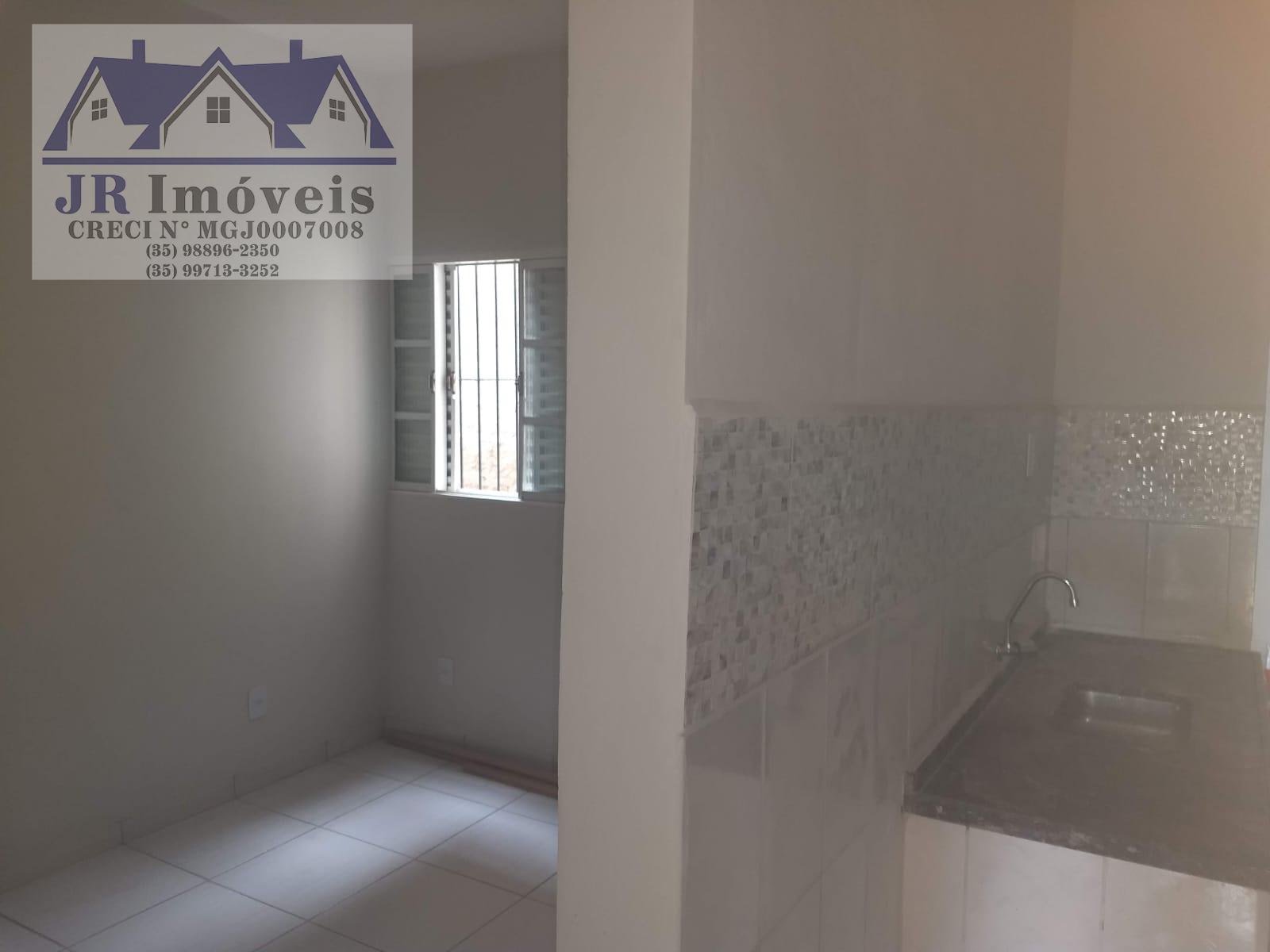 Casa à venda com 2 quartos e 1 banheiro no Santo Antonio, Itajubá (MG) — foto 2 de 15