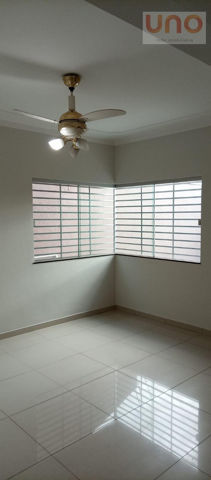 Casa à venda com 3 quartos, 1 suíte, 5 vagas e 216m² no Tijuca, Campo Grande (MS) — foto 20 de 20