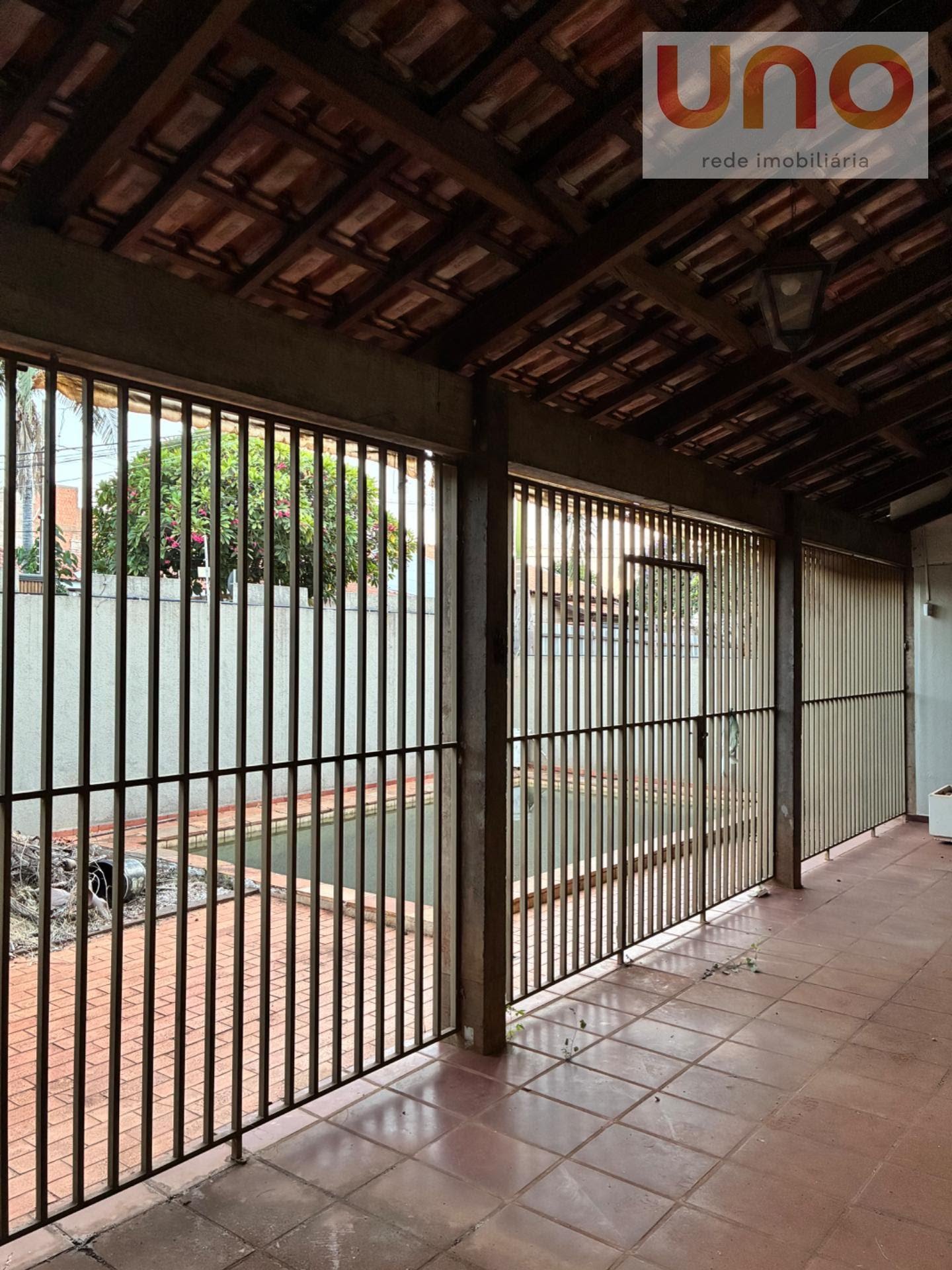 Comercial para alugar com 4 banheiros, 5 vagas e 380m² no Jardim dos Estados, Campo Grande (MS) — foto 20 de 30