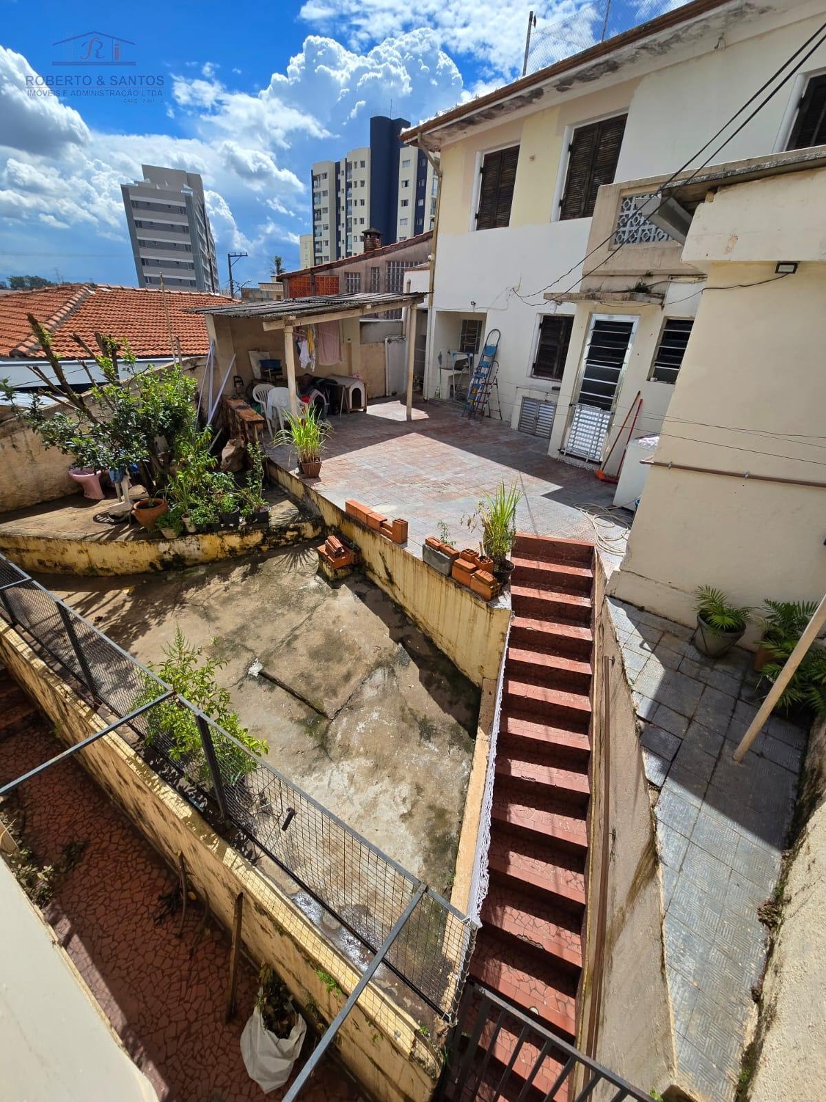Sobrado dos fundos
