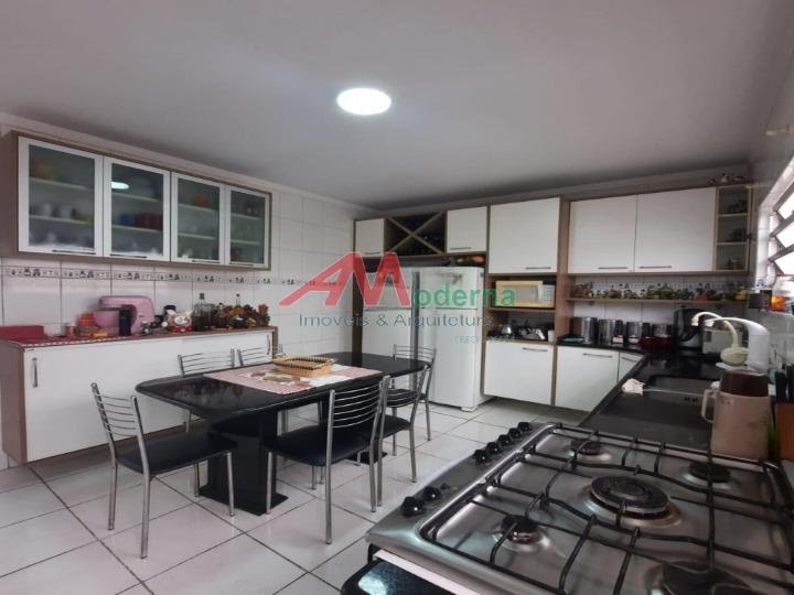 Casa à venda com 4 quartos, 1 suíte, 4 vagas e 179m² no Rudge Ramos, São Bernardo do Campo (SP) — foto 10 de 27