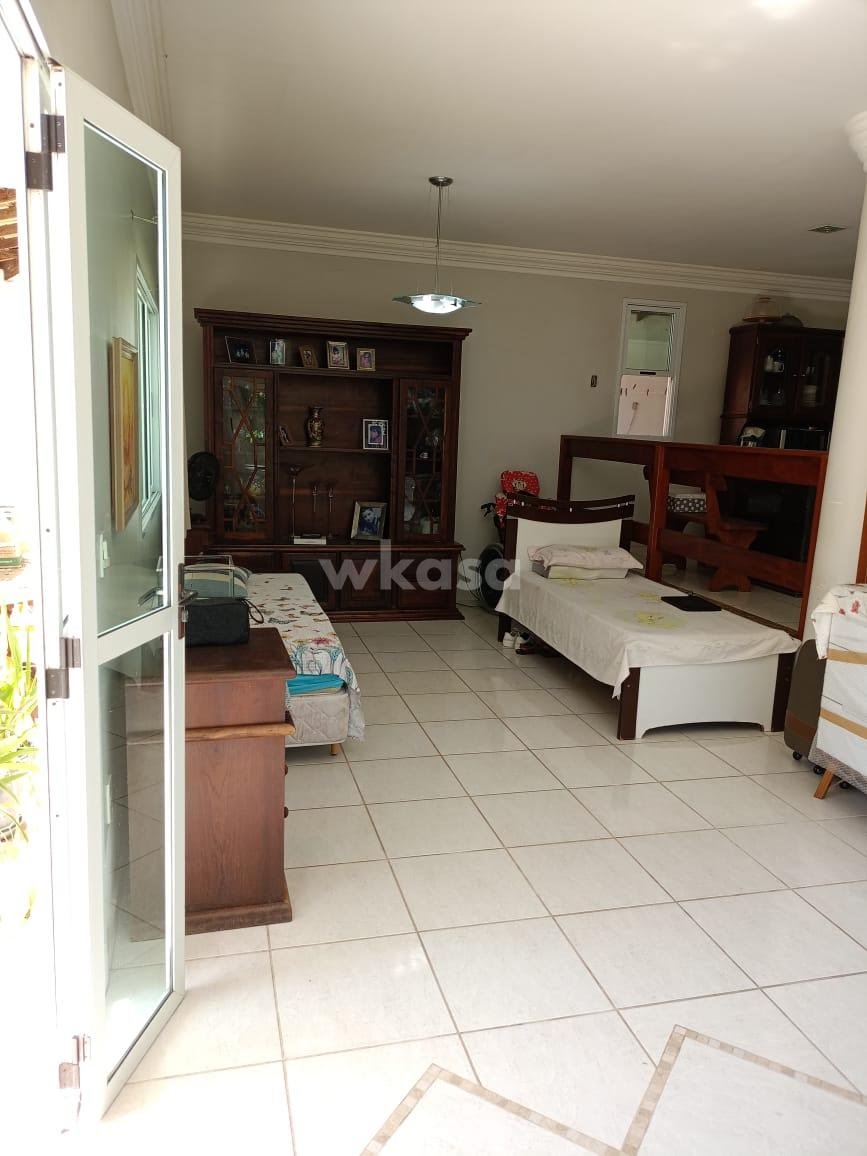 Casa à venda com 4 quartos, 3 suítes, 2 vagas e 205m² no Balneário de Carapebus, Serra (ES) — foto 25 de 30