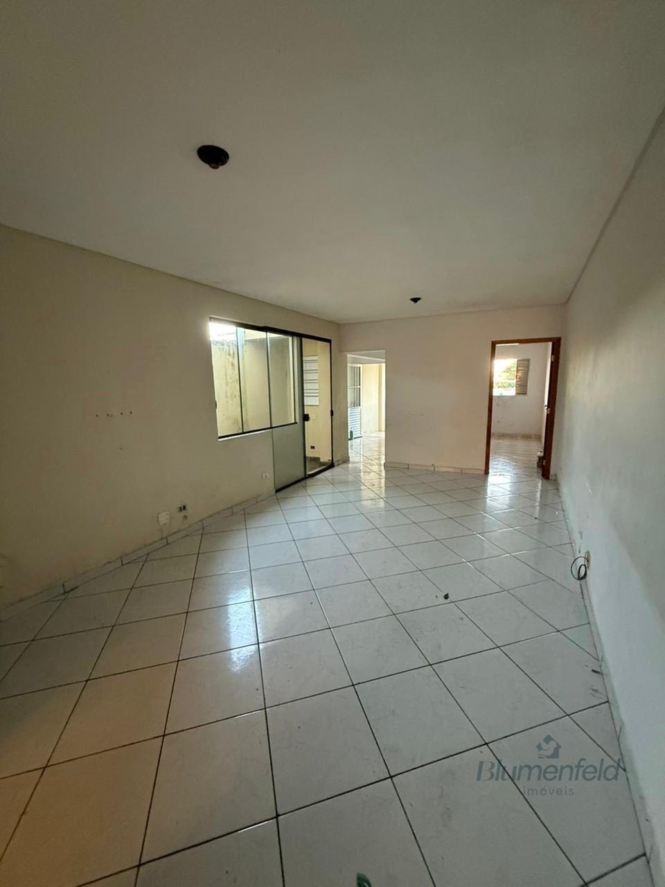 Casa para alugar com 2 quartos, 1 banheiro, 1 vaga e 100m² no Jardim Aruja, Arujá (SP) — foto 4 de 13