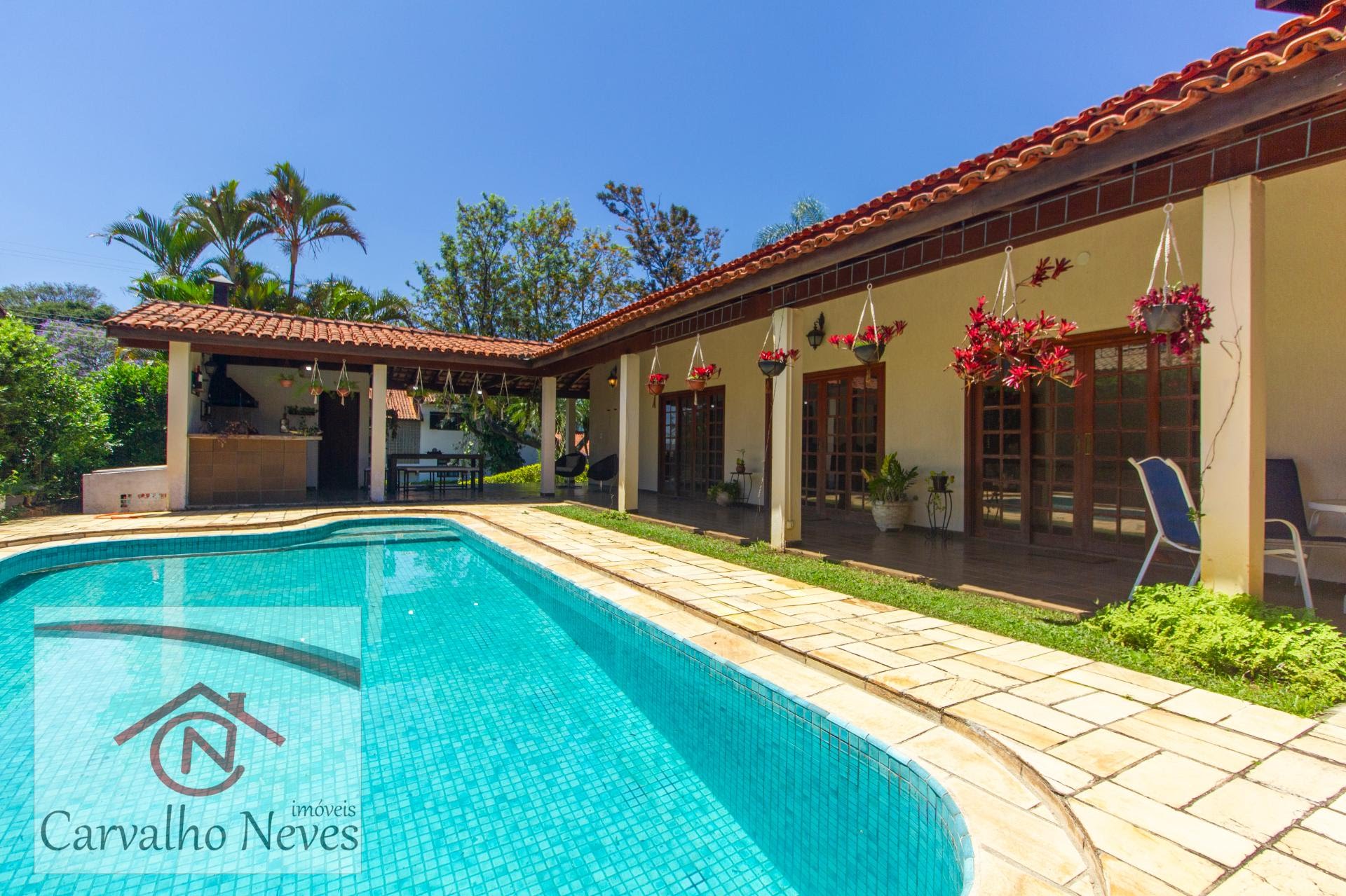 casa para alugar Portal da Concórdia | casa mobiliada Cabreúva | locação Portal da Concórdia | casa para locação Cabreúva SP | casa 4 quartos Cabreúva | casa com 1 suíte Cabreúva | casa mobiliada em condomínio fechado | casa para alugar com churrasqueira | aluguel casa Cabreúva | casa com 1000 m² de terreno | condomínio Portal da Concórdia Cabreúva | imobiliária Cabreúva | Carvalho Neves Imóveis