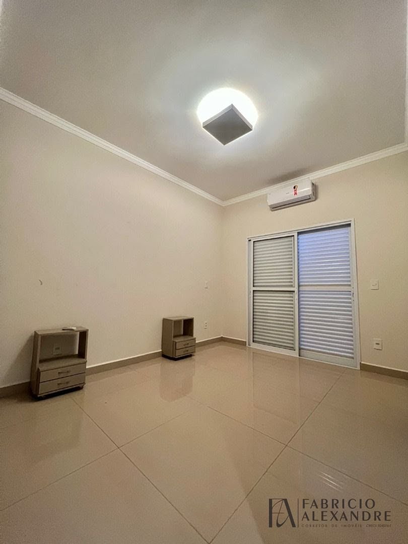 Casa à venda com 4 quartos, 4 suítes, 4 vagas e 197m² no Residencial Quinta do Golfe, São José do Rio Preto (SP) — foto 13 de 15