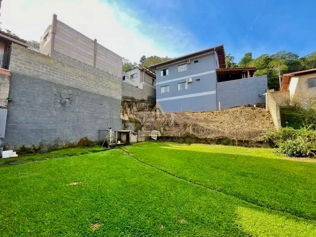 Casa à venda com 3 quartos, 1 suíte, 2 vagas e 143m² no Velha Central, Blumenau (SC) — foto 4 de 13
